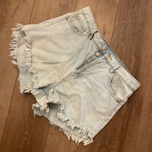 Light wash Denim Shorts